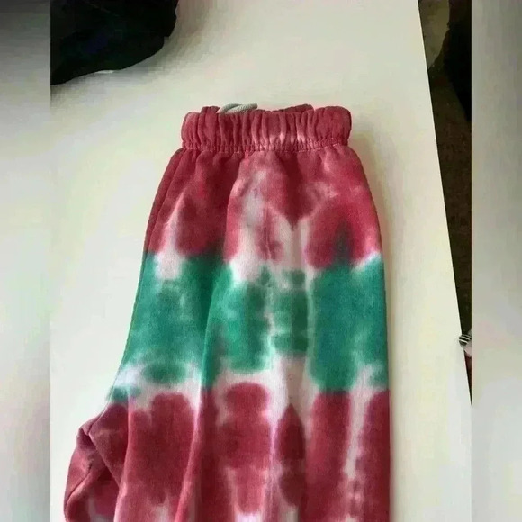 Urban, outfitters urban renewals sweatshirt, and sweatpants set tie-dye - Picture 4 of 13